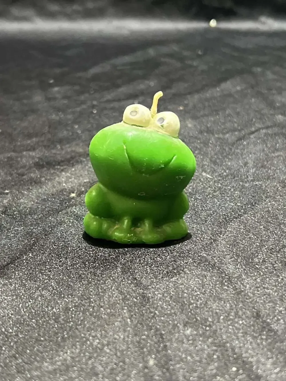 Vintage Green Frog Novelty Wax Candle